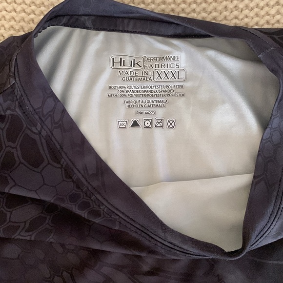 Men’s Huk long sleeve tee & Ralph Lauren Tee Bundle - Picture 3 of 6